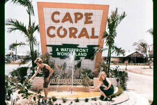 Waterfrontwonderland / Villa Romantic Cape Coral